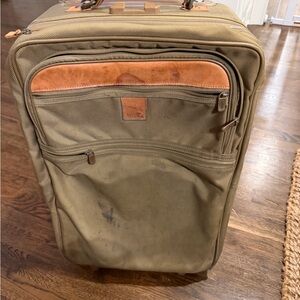 Hartmann Intensity 22'' Carry On Upright wheeled suitcase nylon Luggage